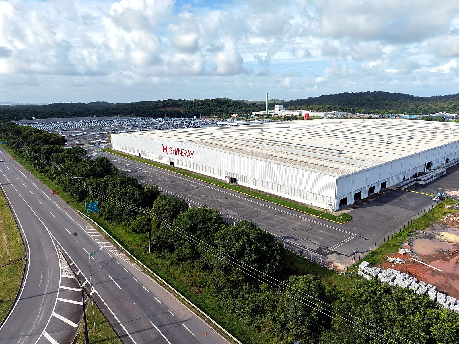 Vista aérea da planta industrial da Shineray em Suape, Pernambuco