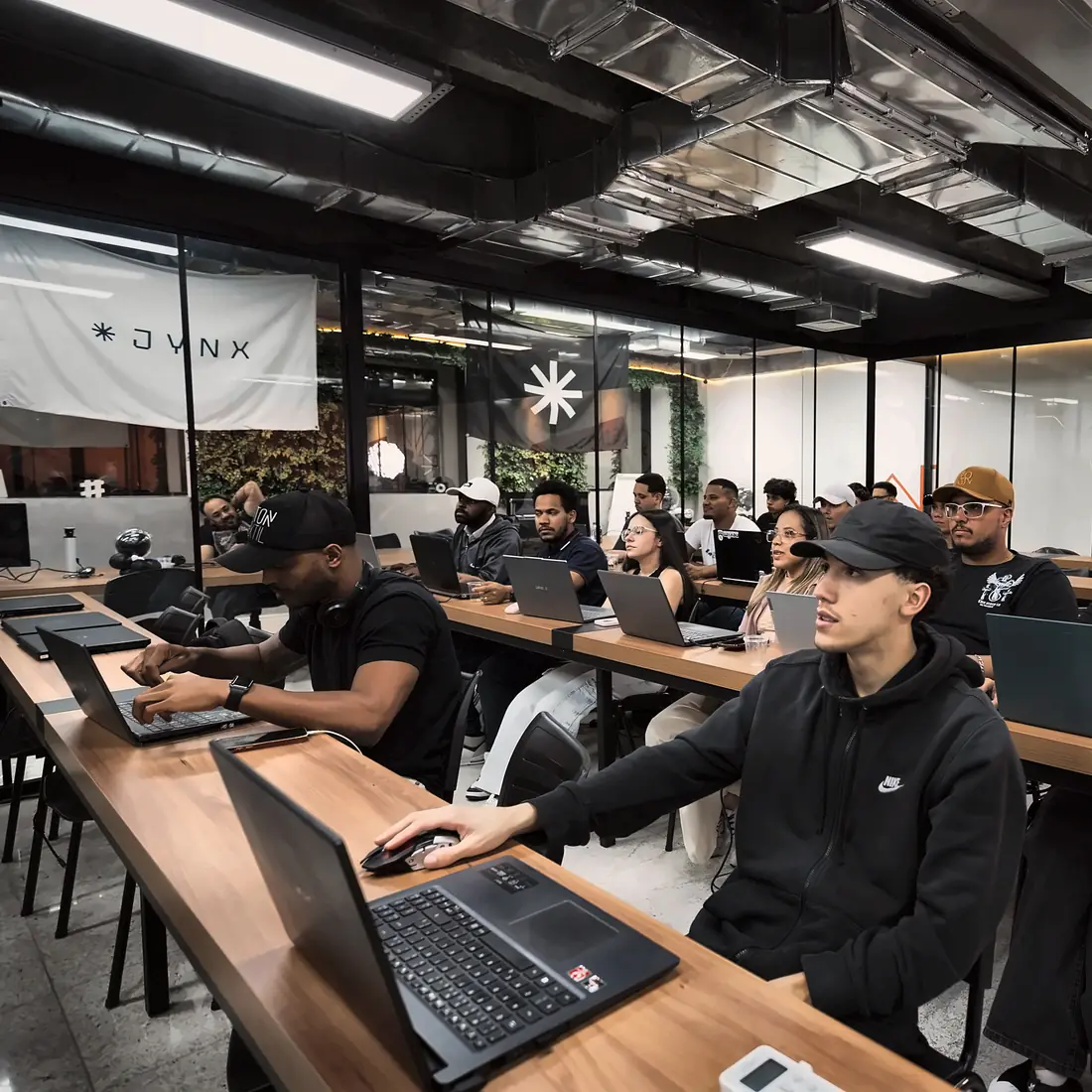 Turma da Jynx em sala